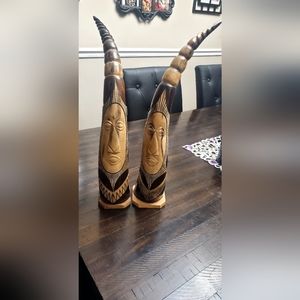 2 Decorative wood horns
